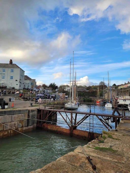 Stunning Yacht Sea Lion In Charlestown Harbour, Cornwall Hotel Kültér fotó